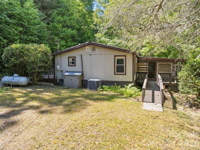102 Serenity Lane, Clyde, NC 28721