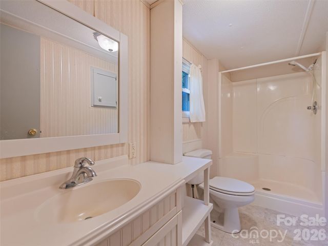 102 Serenity Lane, Clyde, NC 28721