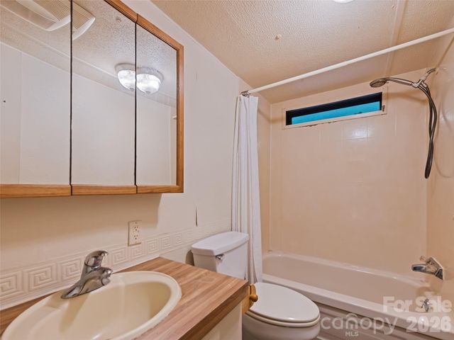 102 Serenity Lane, Clyde, NC 28721