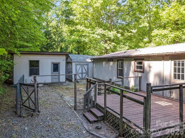102 Serenity Lane, Clyde, NC 28721
