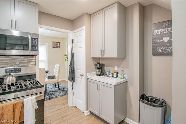 1121 Woodward Avenue, Akron, OH 44310