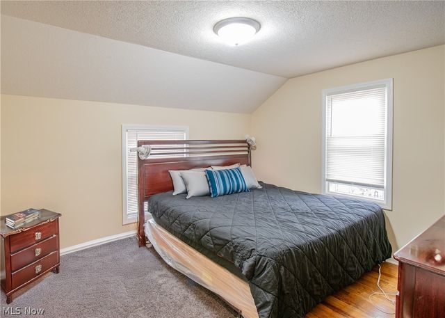 1121 Woodward Avenue, Akron, OH 44310