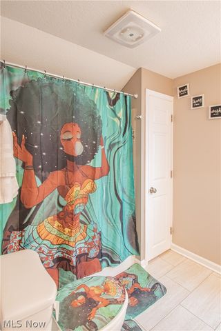 1121 Woodward Avenue, Akron, OH 44310