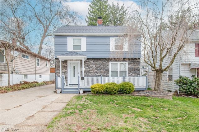 1121 Woodward Avenue, Akron, OH 44310