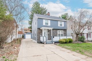 1121 Woodward Avenue, Akron, OH 44310