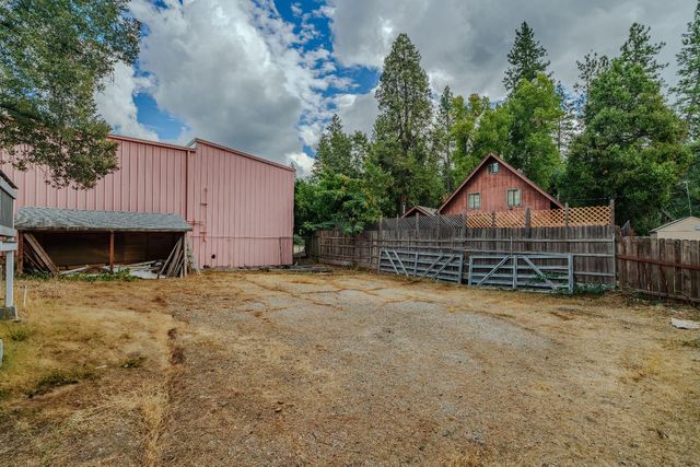 19620 State Highway 88, Pine Grove, CA 95665