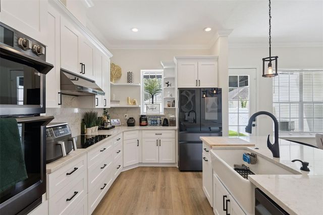 1134 CELEBRATION AVENUE, Celebration, FL 34747