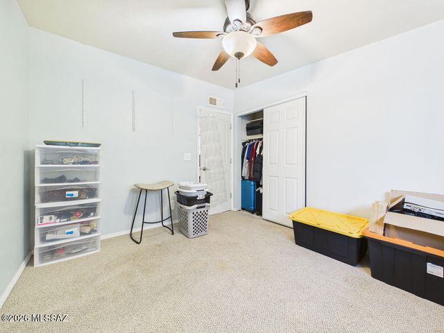 2231 S Deer Trail Circle, Tucson, AZ 85710