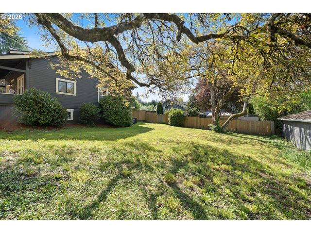 608 Sw ORCHID St, Portland, OR 97219