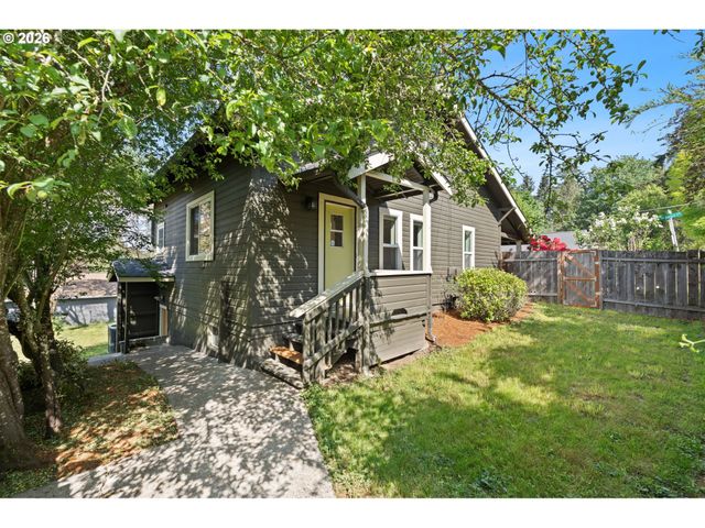 608 Sw ORCHID St, Portland, OR 97219
