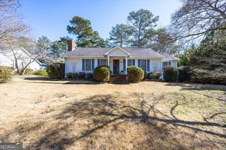 5133 Oaktree Drive, Macon, GA 31210