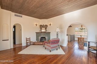 5301 E Fort Lowell Road, Tucson, AZ 85712