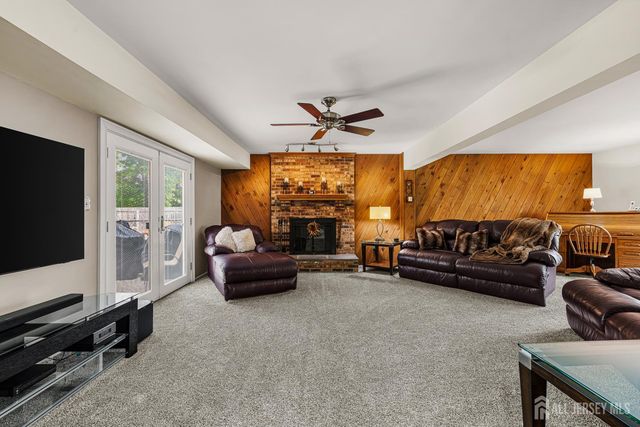 174 Cottrell Road, Old Bridge, NJ 07747