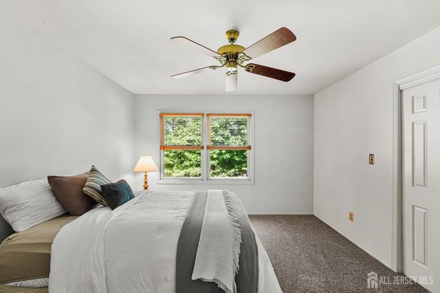174 Cottrell Road, Old Bridge, NJ 07747