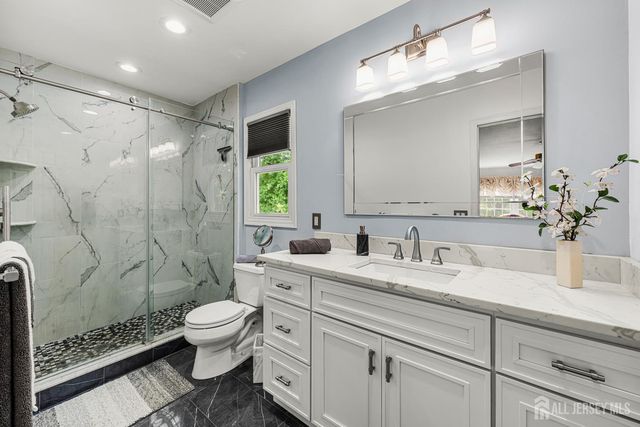 174 Cottrell Road, Old Bridge, NJ 07747