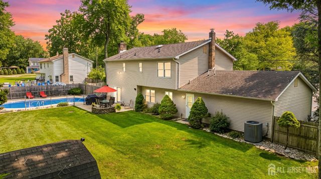 174 Cottrell Road, Old Bridge, NJ 07747