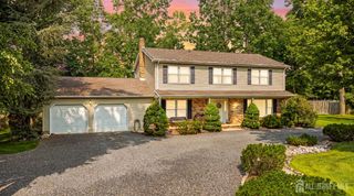 174 Cottrell Road, Old Bridge, NJ 07747