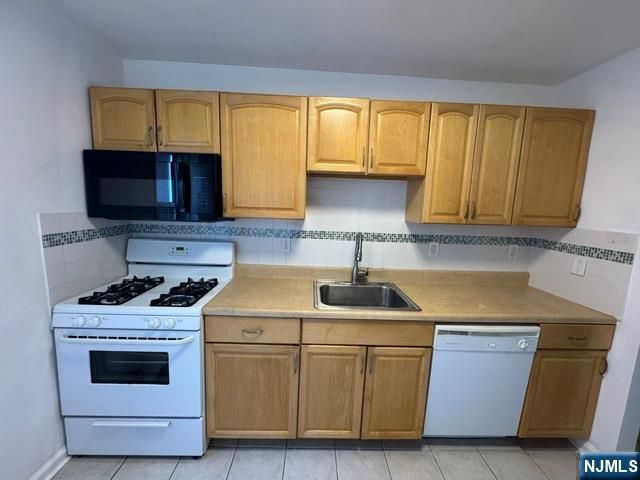 2350 Linwood 3H, Fort Lee, NJ 07024