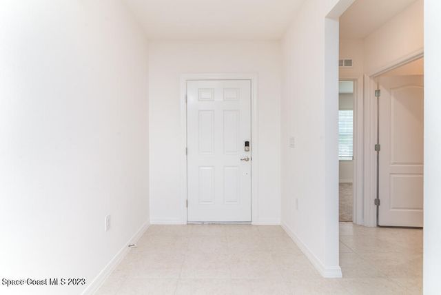 724 San Filippo Drive SE, Palm Bay, FL 32909