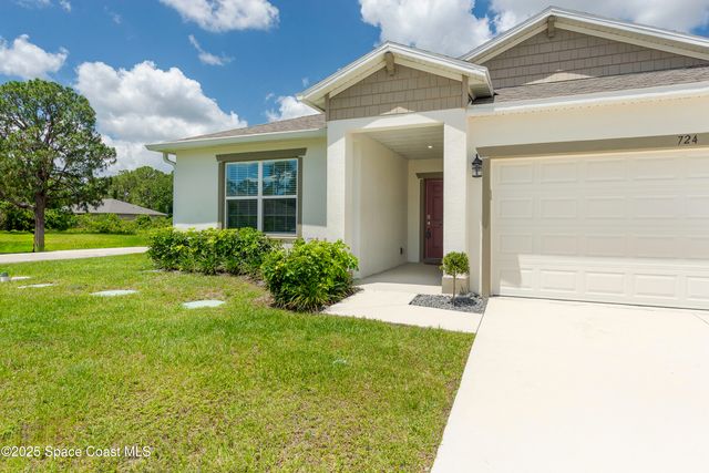 724 San Filippo Drive SE, Palm Bay, FL 32909