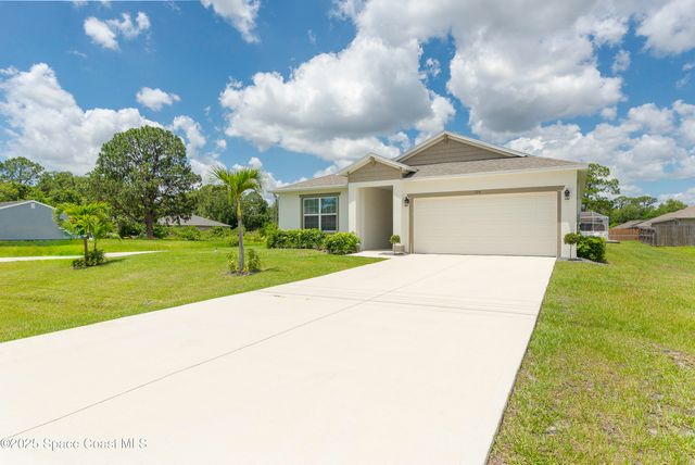 724 San Filippo Drive SE, Palm Bay, FL 32909