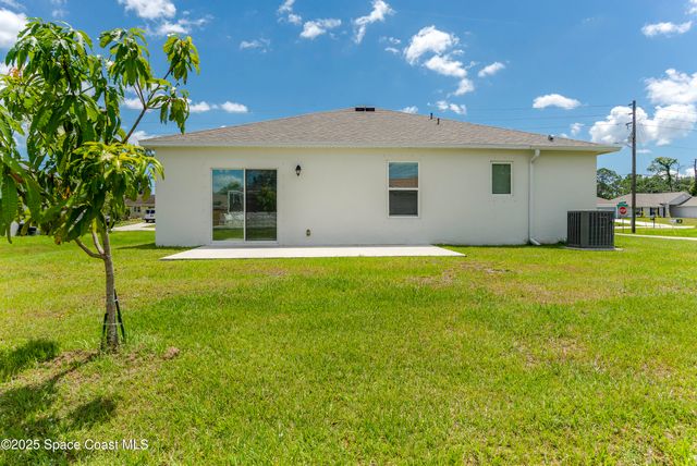 724 San Filippo Drive SE, Palm Bay, FL 32909