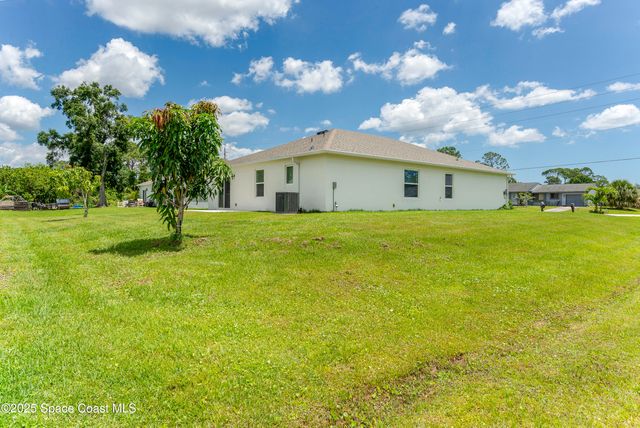724 San Filippo Drive SE, Palm Bay, FL 32909