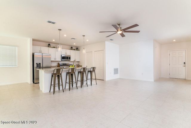 724 San Filippo Drive SE, Palm Bay, FL 32909