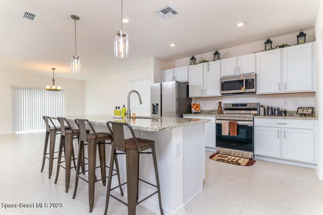 724 San Filippo Drive SE, Palm Bay, FL 32909