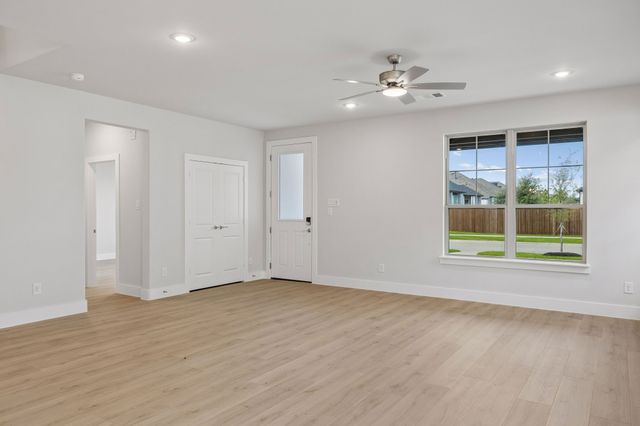 2214 Terlingua Drive, Waxahachie, TX 75165