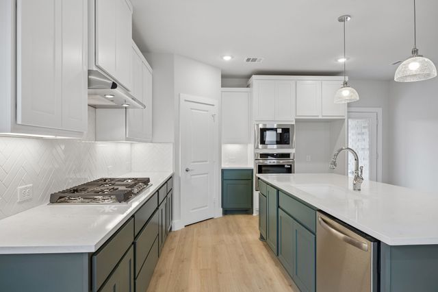2214 Terlingua Drive, Waxahachie, TX 75165