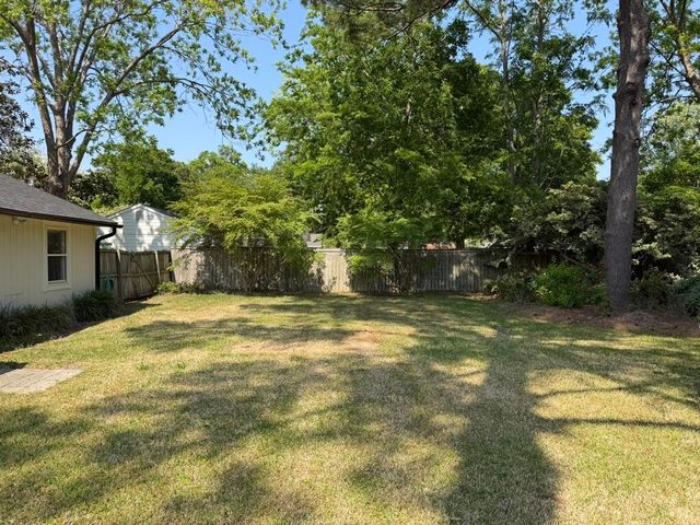 10 Pearl Avenue, Mount Pleasant, SC 29464