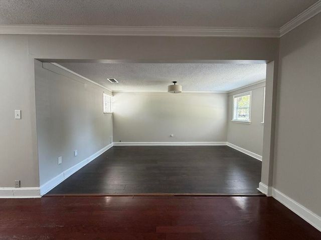 10 Pearl Avenue, Mount Pleasant, SC 29464