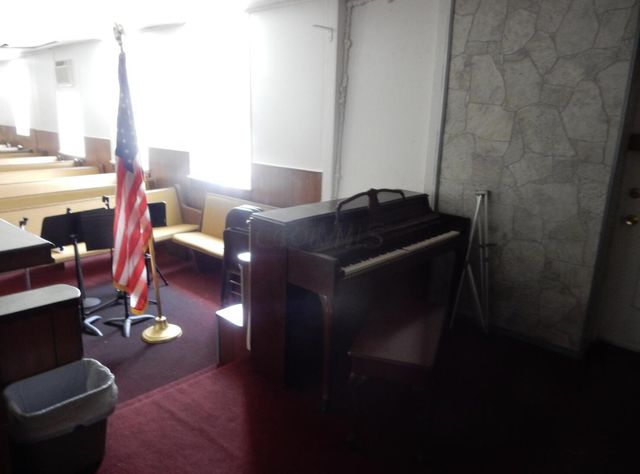 160 Commerce Street, Lockbourne, OH 43137