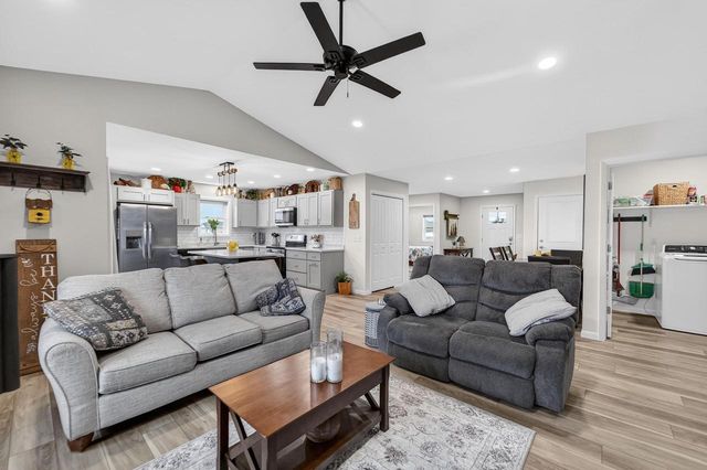 804 Roosevelt Street, Baraboo, WI 53913