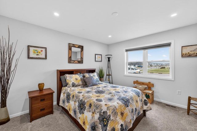 804 Roosevelt Street, Baraboo, WI 53913