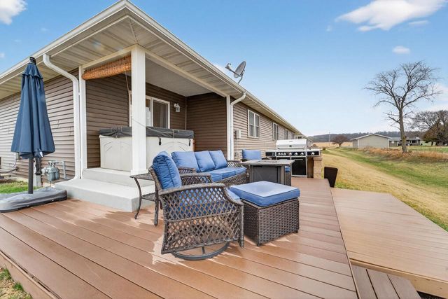 804 Roosevelt Street, Baraboo, WI 53913