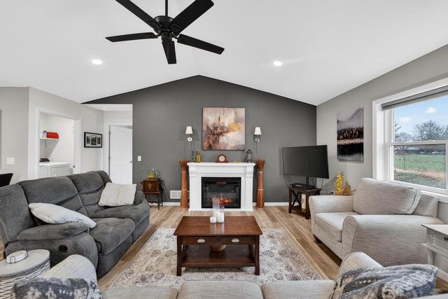 804 Roosevelt Street, Baraboo, WI 53913