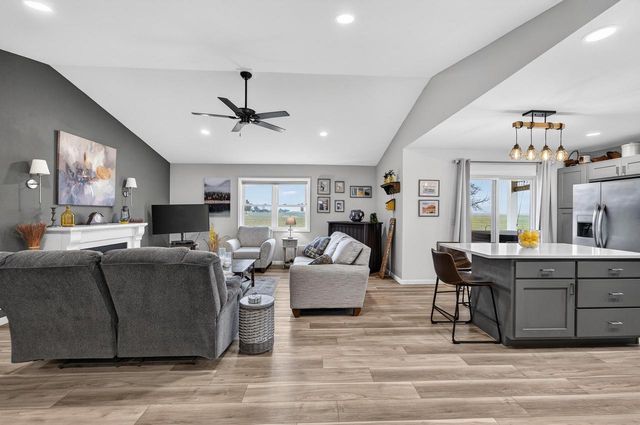 804 Roosevelt Street, Baraboo, WI 53913