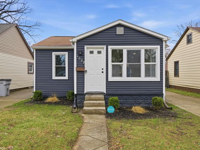 1027 E Milton Avenue, Hazel Park, MI 48030