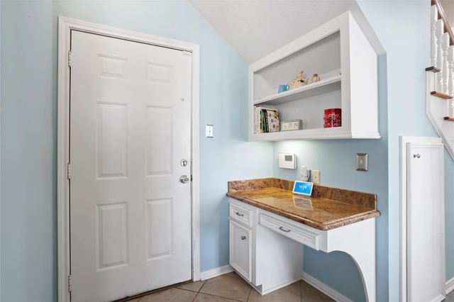 215 Ridgemont Drive, Alvin, TX 77511