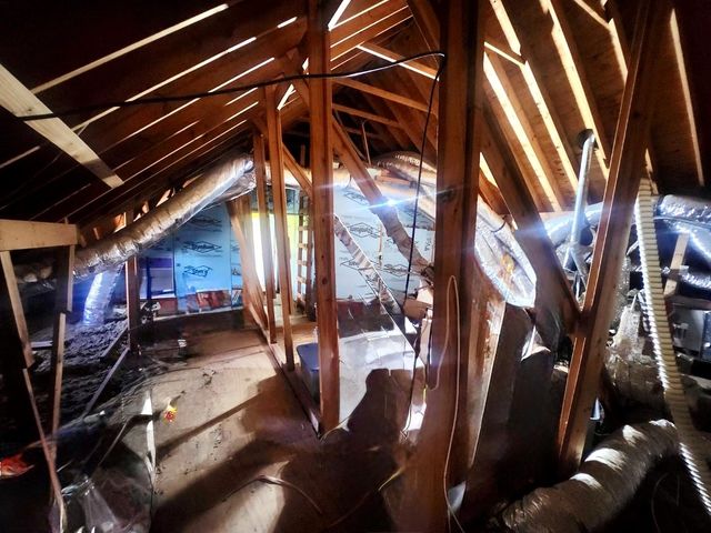 215 Ridgemont Drive, Alvin, TX 77511