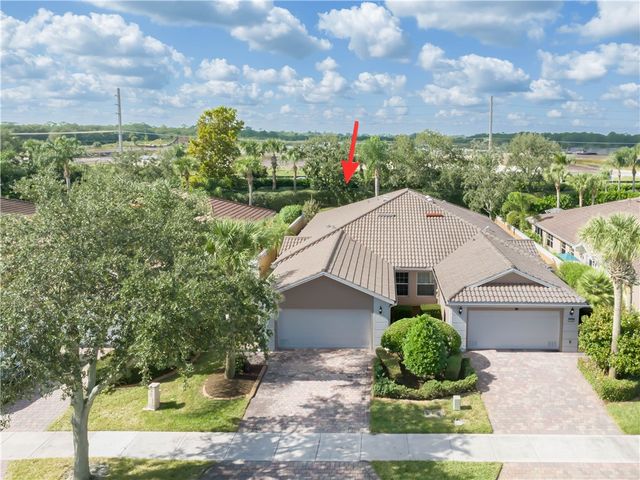 5009 Corsica Square, Vero Beach, FL 32967