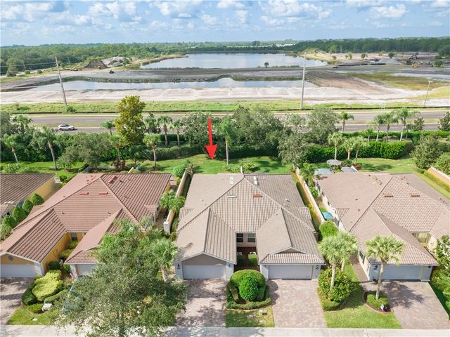 5009 Corsica Square, Vero Beach, FL 32967