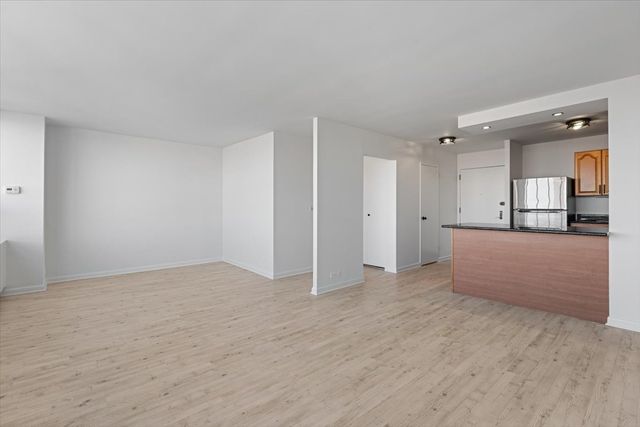 2800 N Lake Shore Drive 3113, Chicago, IL 60657