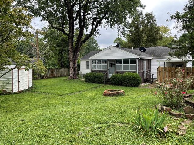 12102 E 47th Terrace, Independence, MO 64055