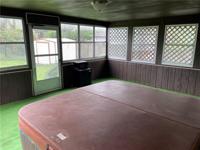12102 E 47th Terrace, Independence, MO 64055