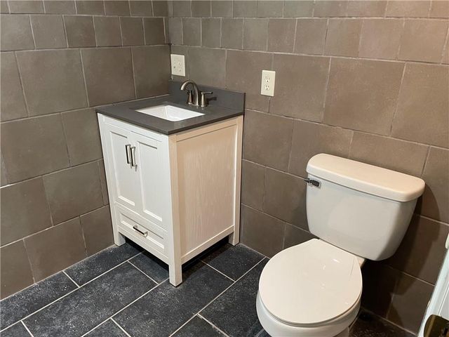 12102 E 47th Terrace, Independence, MO 64055
