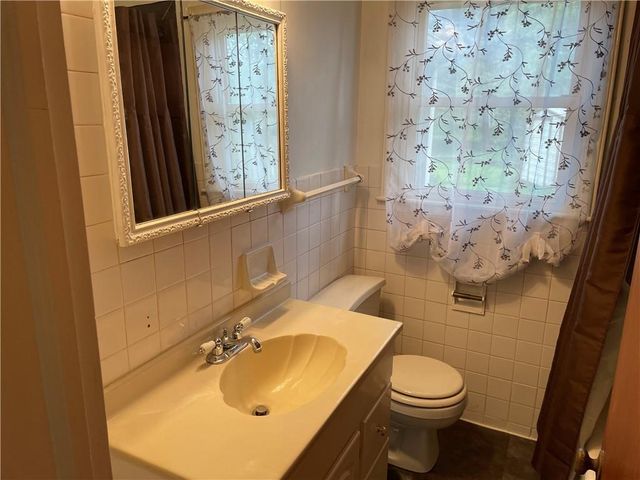12102 E 47th Terrace, Independence, MO 64055