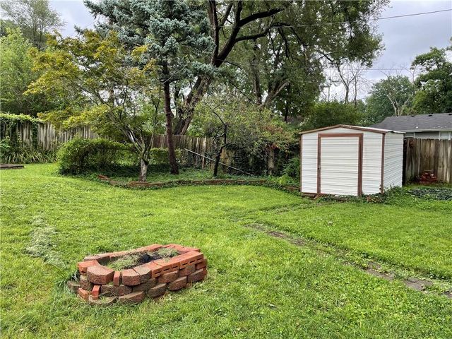 12102 E 47th Terrace, Independence, MO 64055